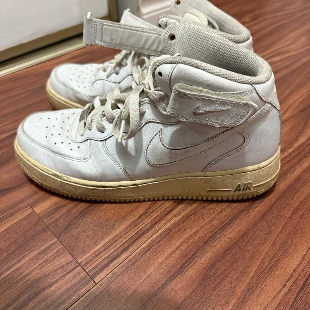 Nike Air Force 1’s High-Top Sneakers
